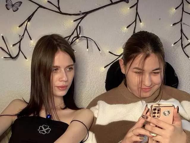 2Love-Love2 from BongaCams