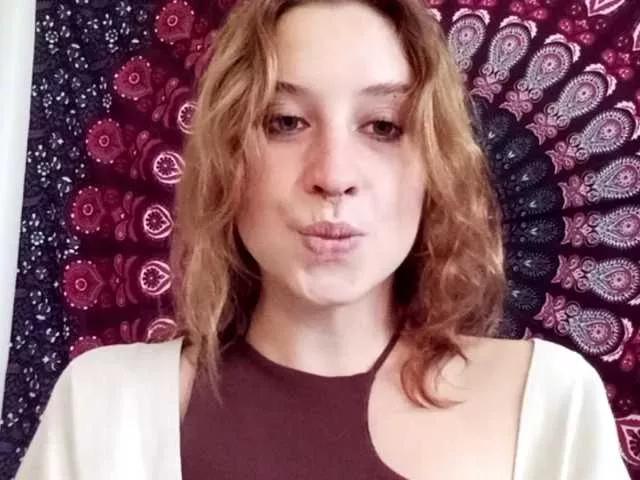 AdalynGlow on BongaCams 