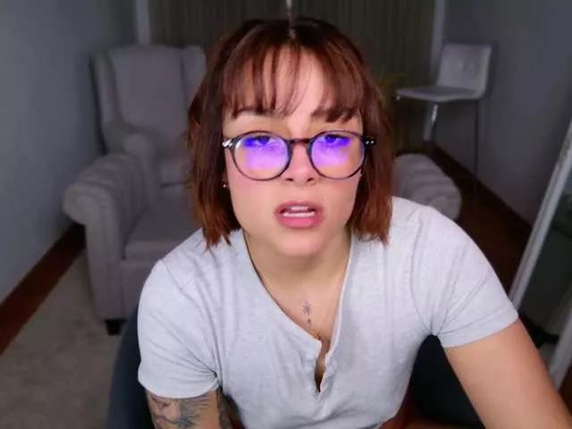 AlyaMisstres on BongaCams 