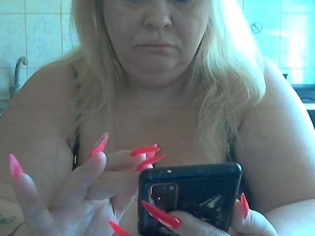 Offline AriannaMilf on BongaCams