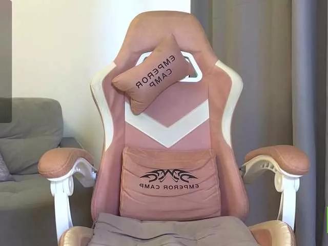 Freechat CaseyLaBow on BongaCams