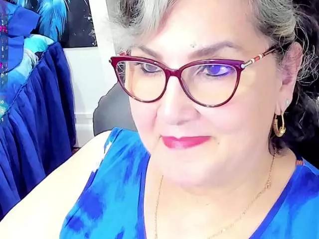 cataleya-mom on BongaCams