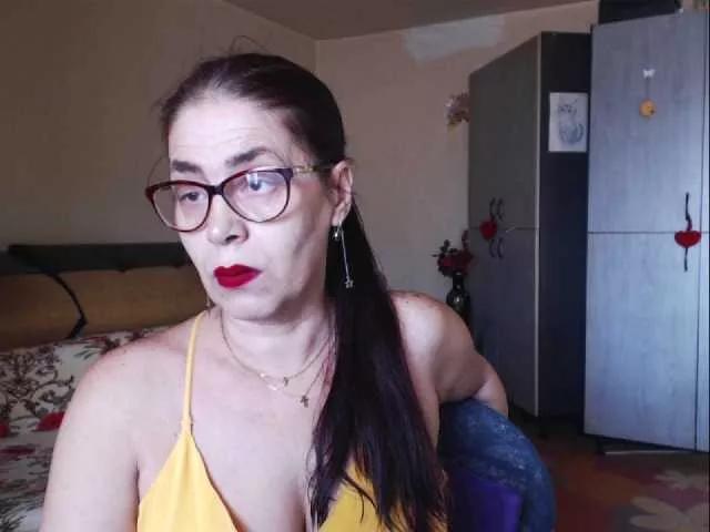 Freechat Cristinatina on BongaCams