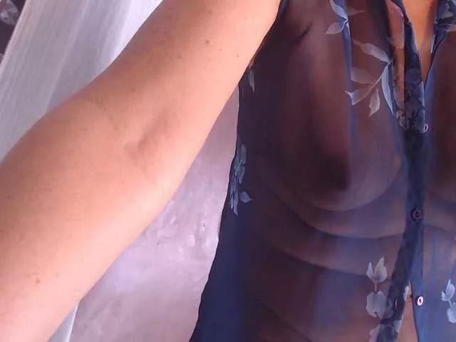 estelamars on BongaCams 