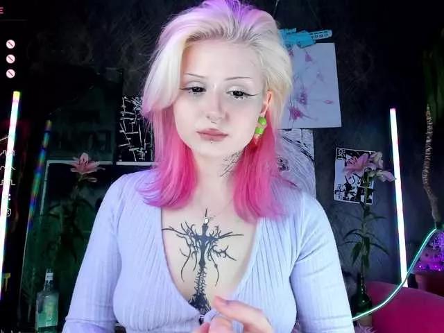 goth-bimbo