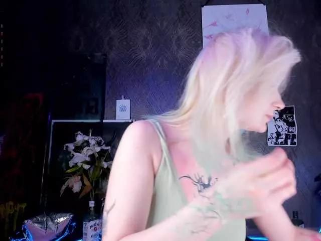 goth-bimbo