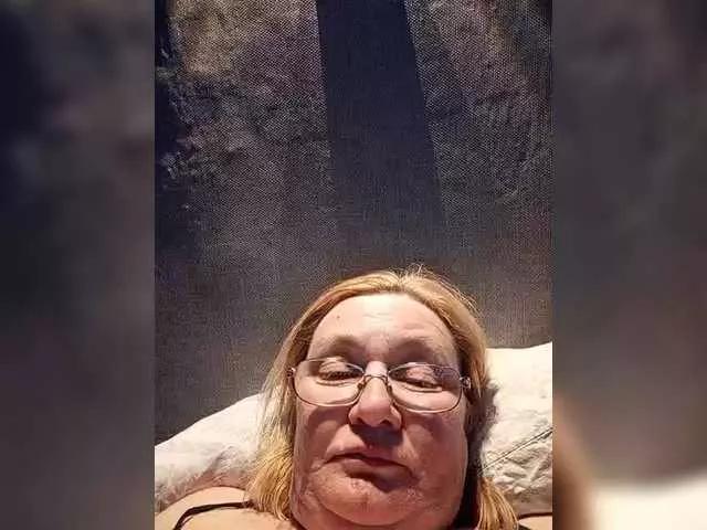 HelenaGloss