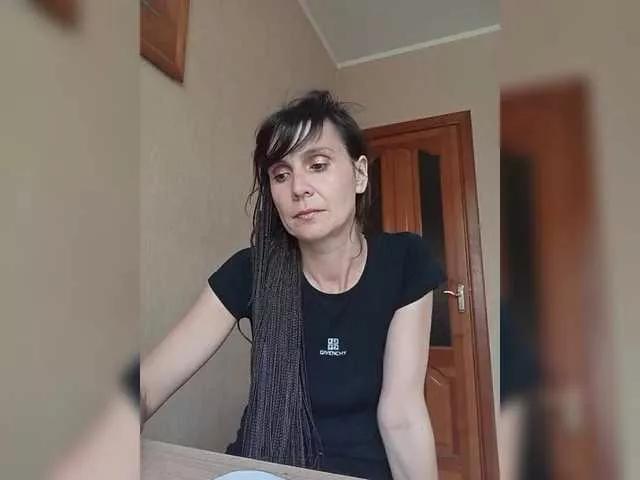 Hellenalonenochka on BongaCams