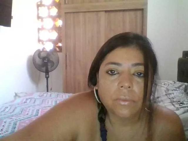 HotGiirl on BongaCams