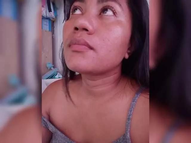 Hotthea23 on BongaCams 