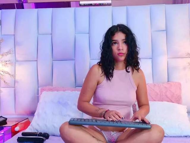 Offline IrisRoss on BongaCams