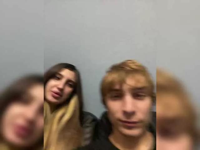 Offline Jimychu on BongaCams