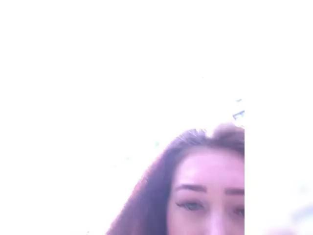 Offline KARAMELKA25 on BongaCams