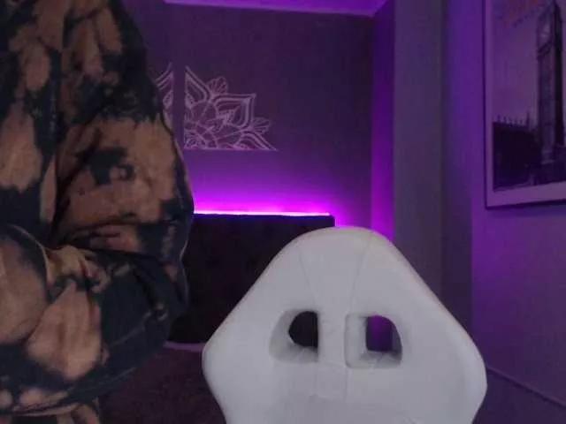 Karenhorny1