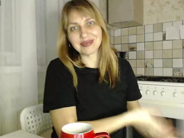 Offline Karmella on BongaCams