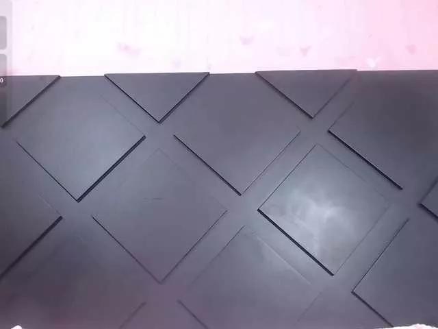 Offline KinkyCutie on BongaCams