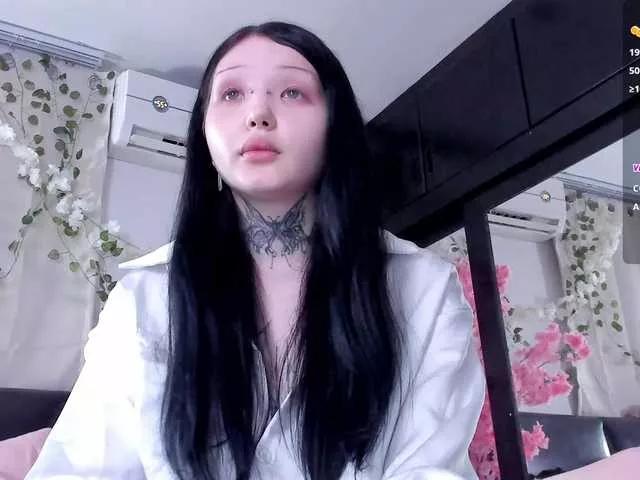 Freechat Leinbone on BongaCams