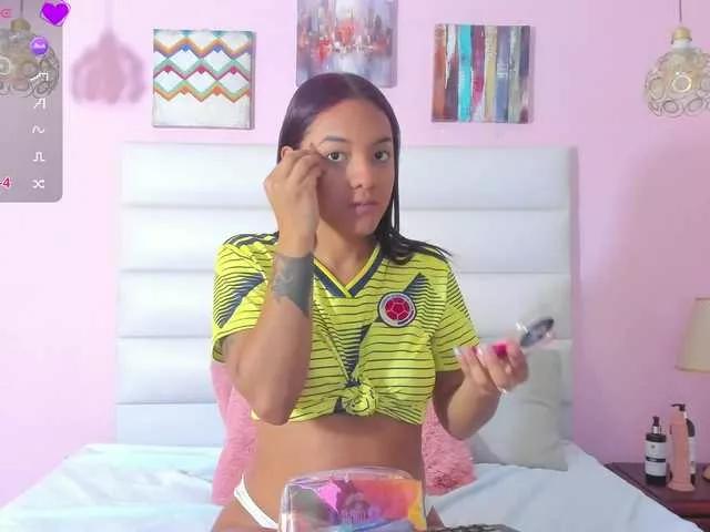 Leylaa1 on BongaCams 