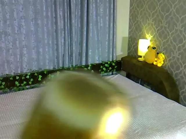 Freechat LittleLisse on BongaCams