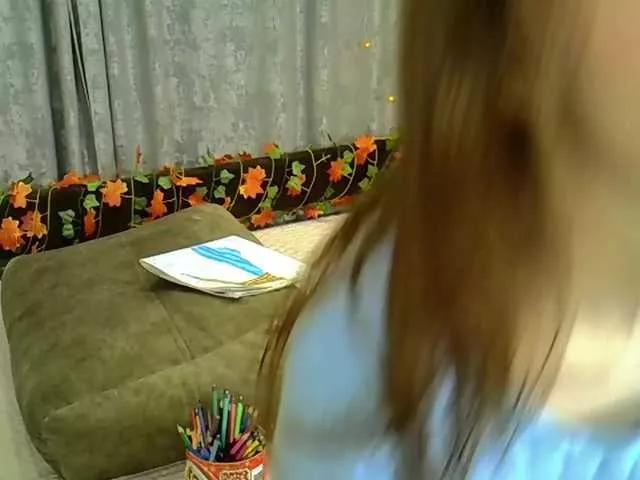 LittleLisse from BongaCams