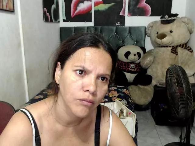 Offline Manazahot99 on BongaCams
