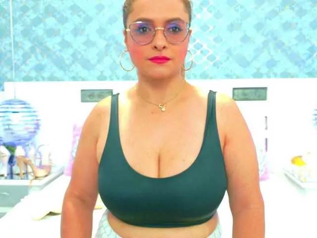 Offline MarylinsVega on BongaCams