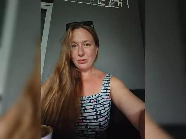 MazyMi on BongaCams