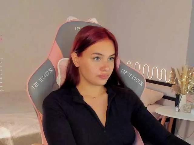 Mia-mit on BongaCams