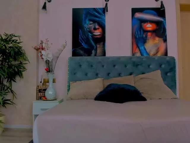 Offline MichelleReys on BongaCams