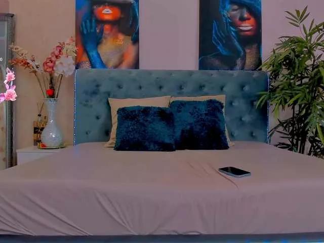 Offline MichelleReys on BongaCams