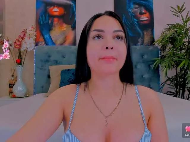 Offline MichelleReys on BongaCams