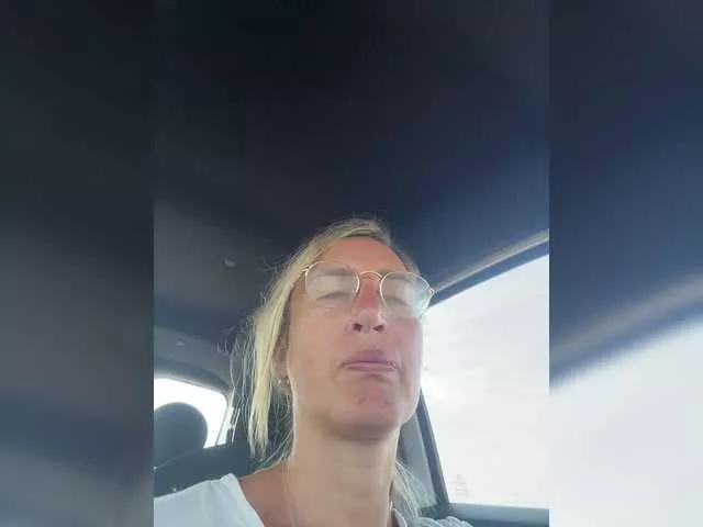 Micina84