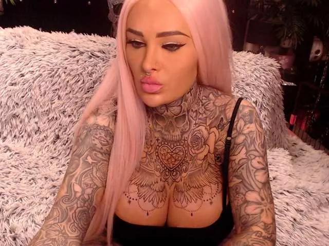 MilaElaine
