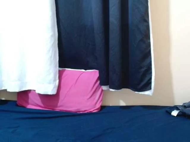 Offline Naughtygirl3 on BongaCams