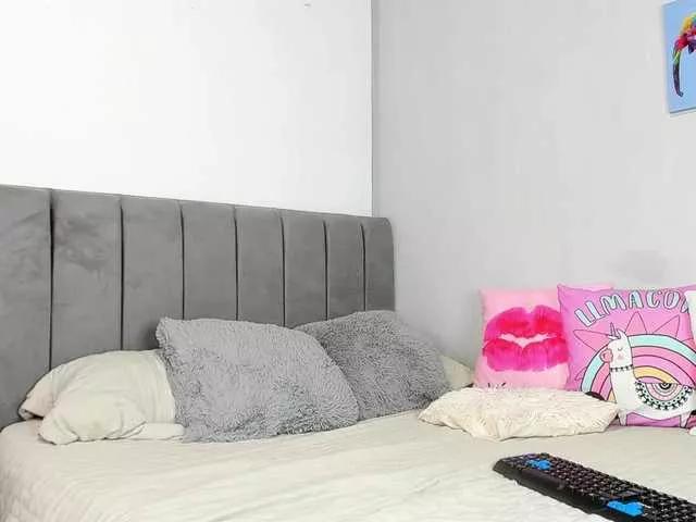 naughtylovers on BongaCams