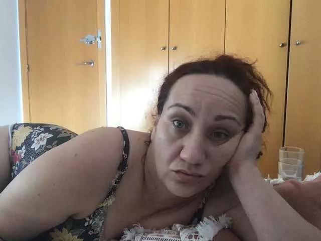 Offline paula19801 on BongaCams