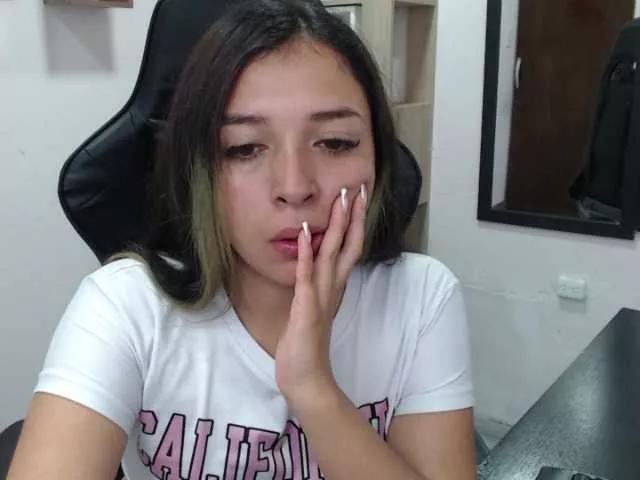 PaulaSquirtx