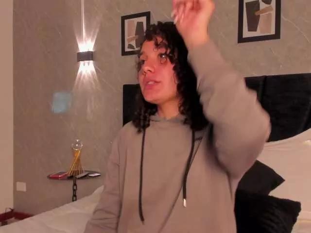 Offline RachellJamess on BongaCams