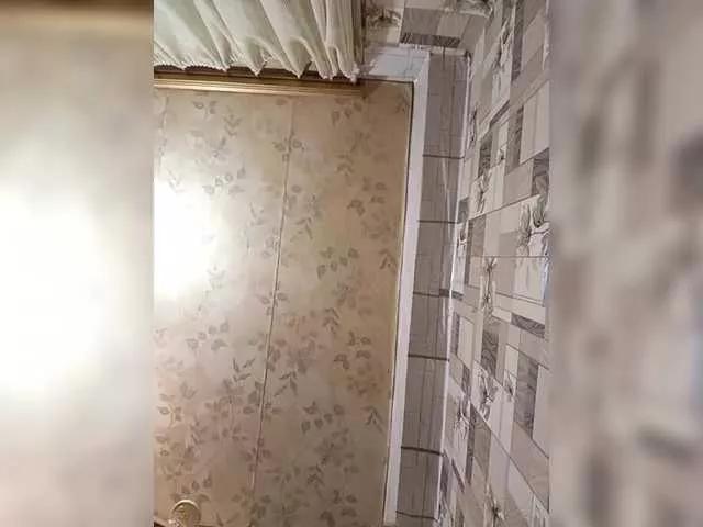 Offline redcherry on BongaCams