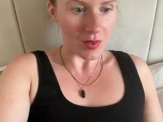 REDHEADROSIE