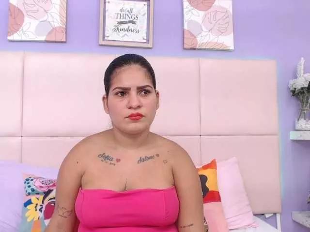SamanthaPhilips on BongaCams