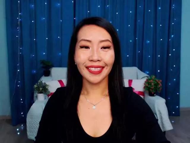 Sarahsexygirl on BongaCams