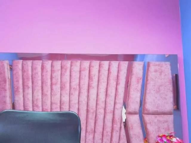 Offline SarahSweett on BongaCams