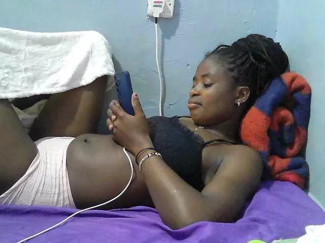 sweet-cherrie on BongaCams 