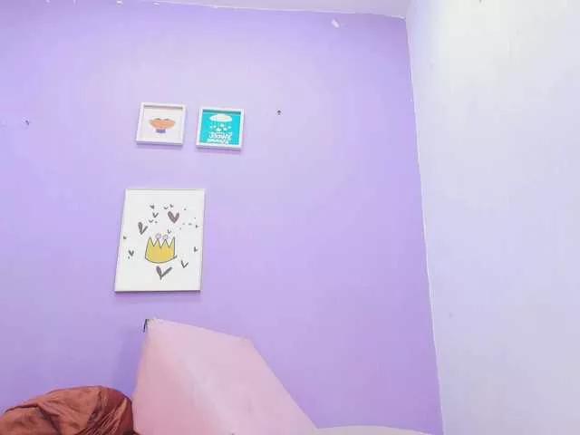 Offline tinkerbell- on BongaCams