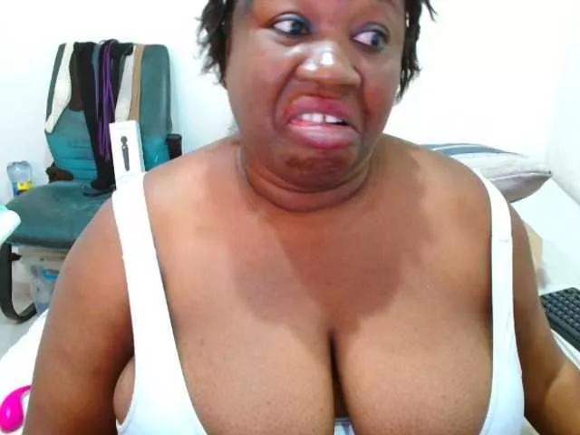 Offline TRUEBELLA on BongaCams