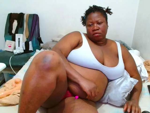 Offline TRUEBELLA on BongaCams