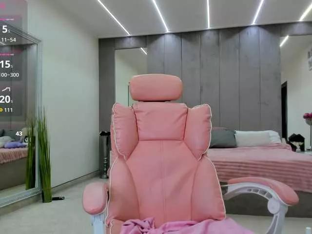 YannaMiana on BongaCams