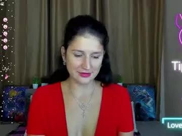 alianna_solo_kiss from Chaturbate
