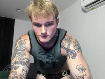 andy_hunk from Chaturbate